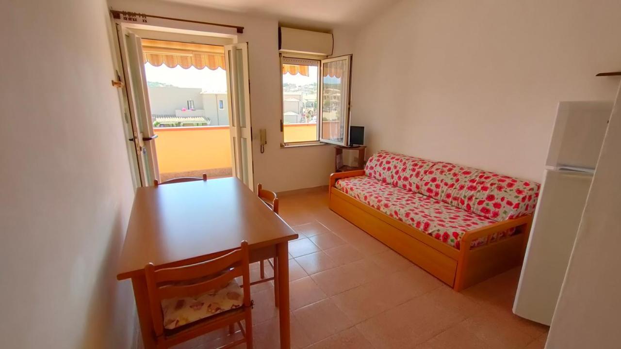 Oasy6 Apartman Villasimius Kültér fotó