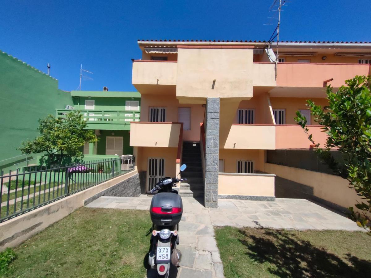 Oasy6 Apartman Villasimius Kültér fotó